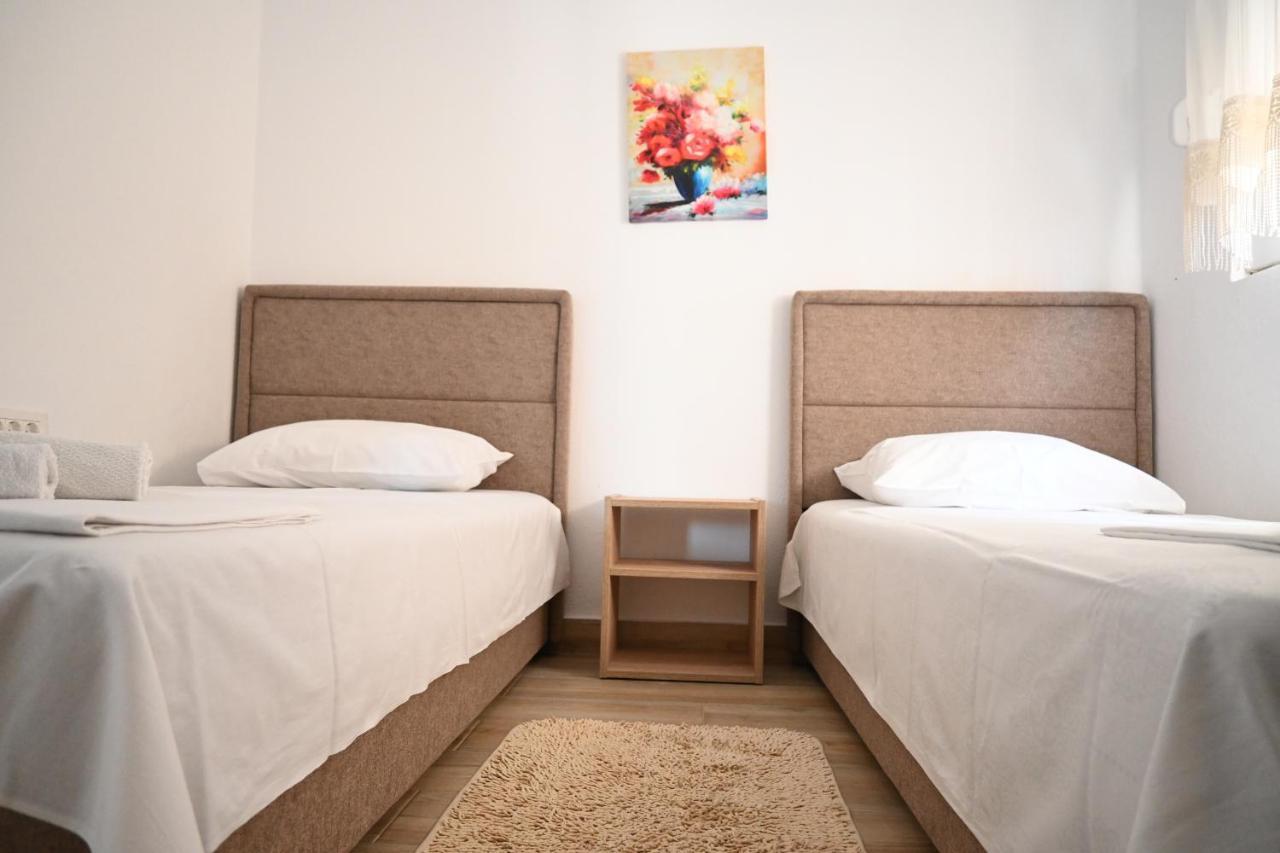 Duricic Apartmani Budua Esterno foto
