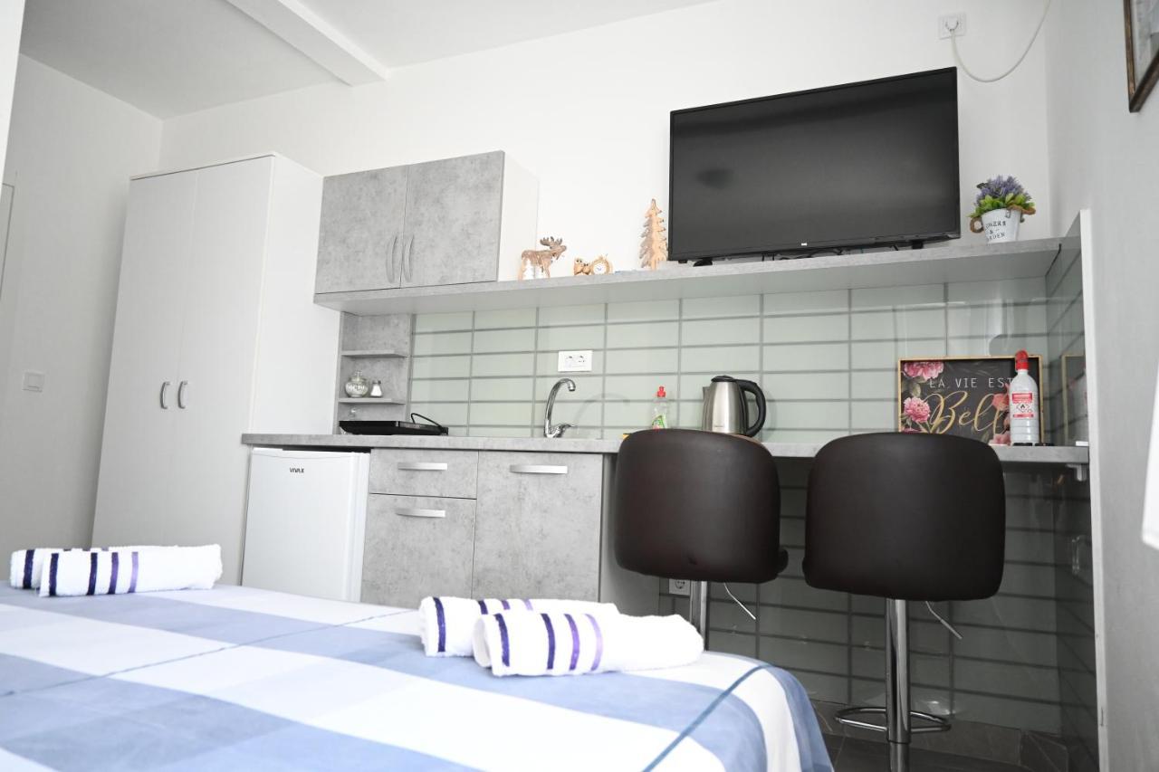 Duricic Apartmani Budua Esterno foto