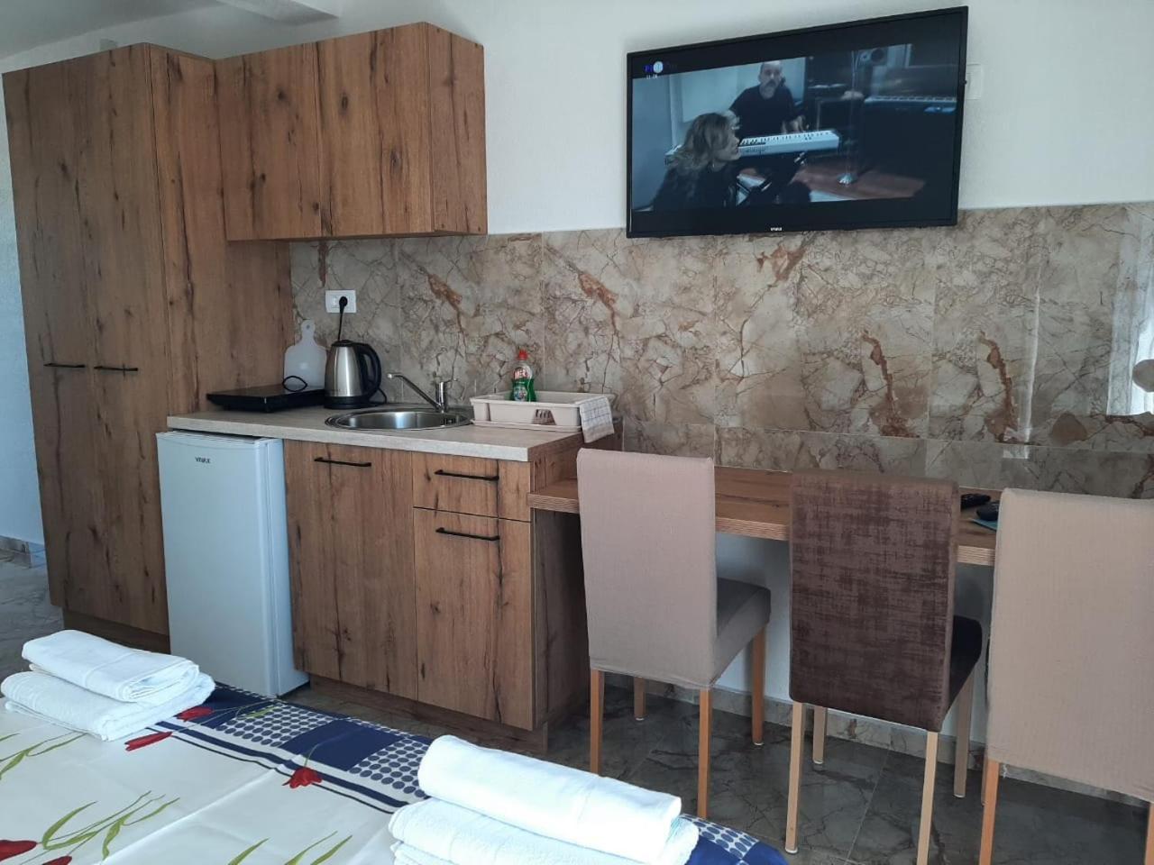 Duricic Apartmani Budua Esterno foto