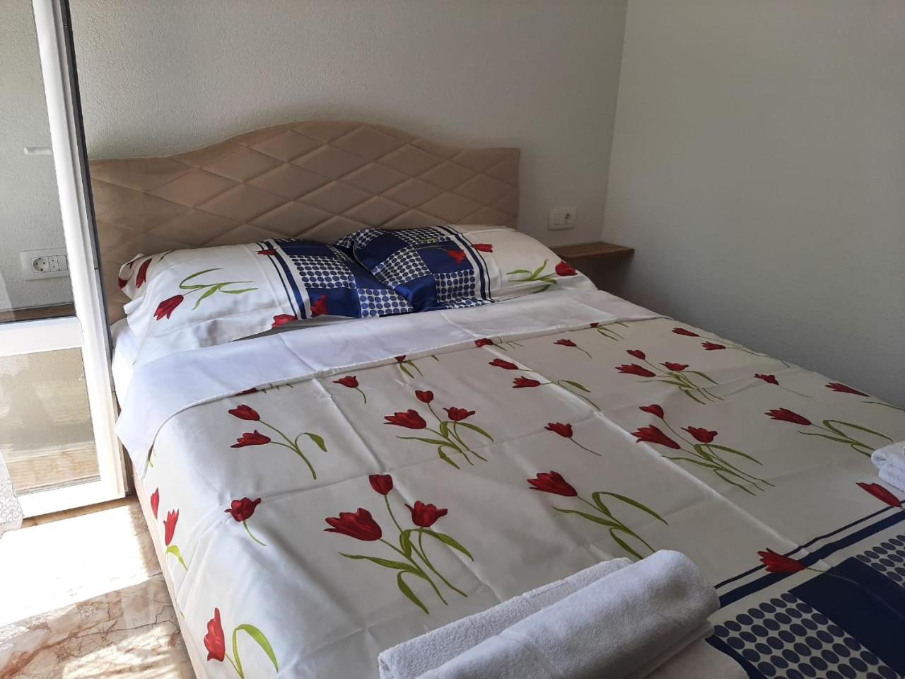 Duricic Apartmani Budua Esterno foto